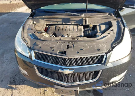 2010 Chevrolet Traverse Lt z USA, uszkodzony, nr VIN 1GNLVFED5AS117261